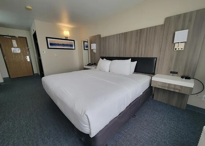 Red Lion Inn&Suites Port Orchard